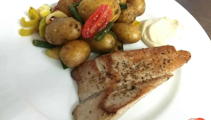 Restaurace Pod Hrady Olsina Jidlo A Piti - Mnichovo Hradiště-loukov U Mnichova Hradiště