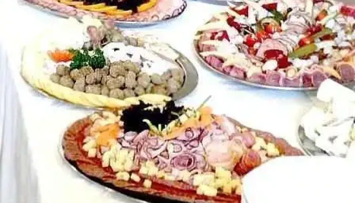 Restaurace Pod Ledem -  Jidlo A Piti - Ringhofferova 336