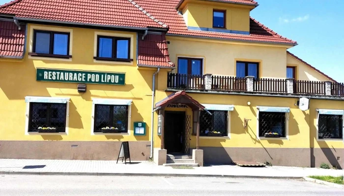 Restaurace Pod Lipou Hledam - Dobřichovická 754