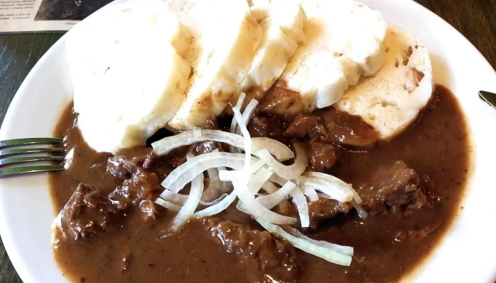 Restaurace Pod Lipou Oteviraci Doba - Dobřichovická 754