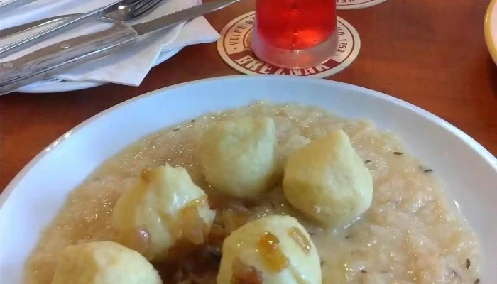 Restaurace Pod Pernstejnem Kysane Zeli - Nedvědice