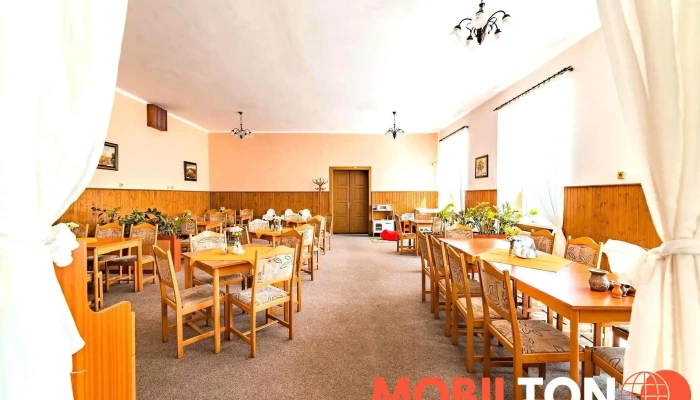 Restaurace Pod Pernstejnem Od Vlastnika - Nedvědice
