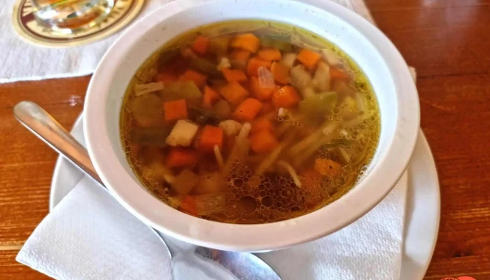 Restaurace Pod Pernstejnem Polevka - Nedvědice