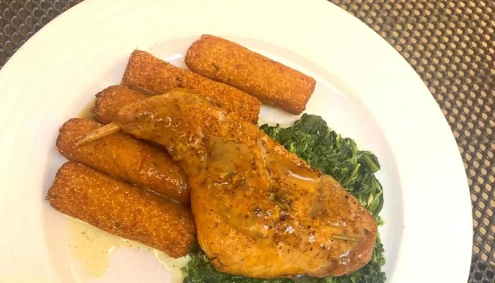 Restaurace Pod Starou Knihovnou -  Instagram - Kollárova 528/1