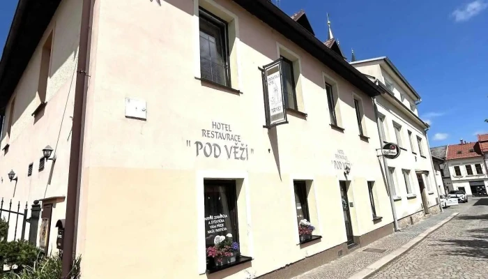 Restaurace Pod věží - 566 01 Vysoké Mýto