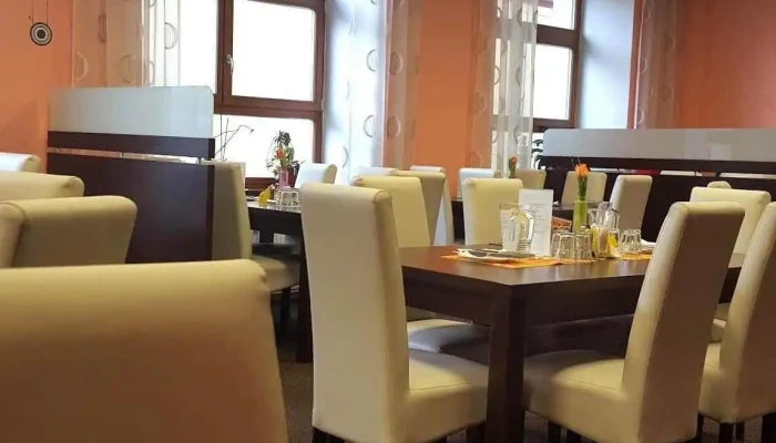 Restaurace Praděd - 792 01 Bruntál 1