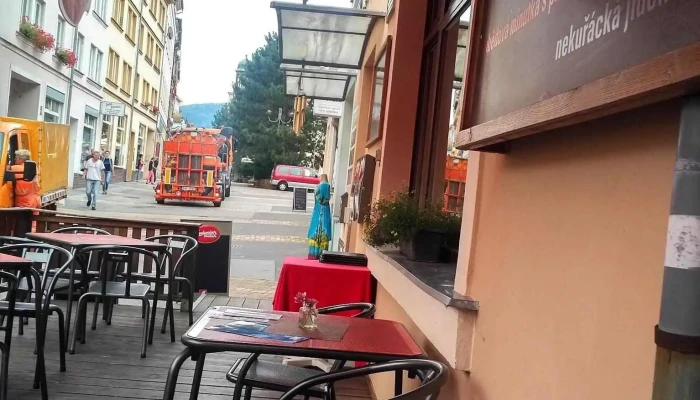 Restaurace Radnice -  Vzhled A Atmosfera - Křížová 24/2