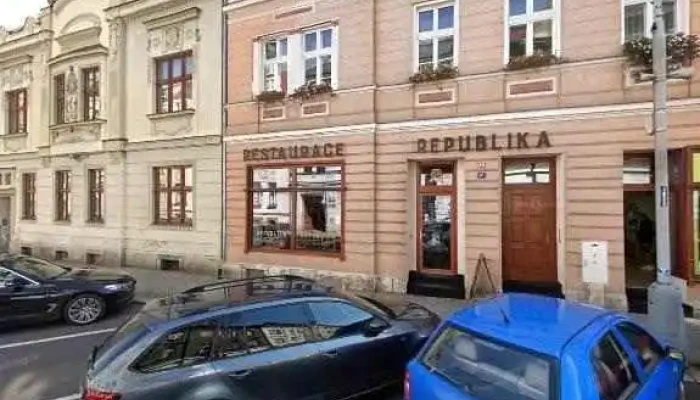 Restaurace Republika -  Street View A 360deg - 28. Října 1078