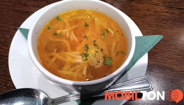Restaurace Rozvoj -  Kureci Polevka - Jičínská 1073