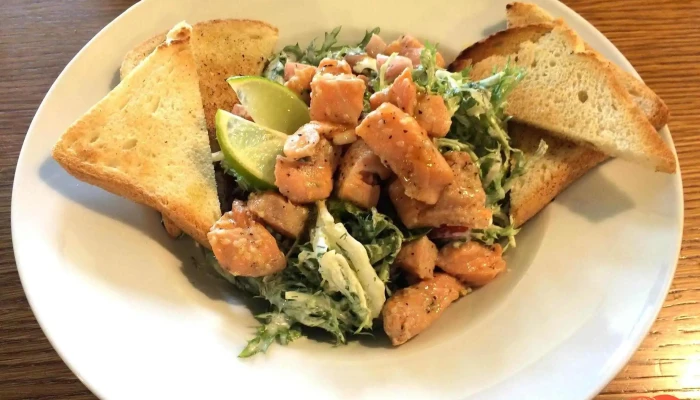 Restaurace Salanda Rakovnik Salat Caesar - Husovo Nám. 53