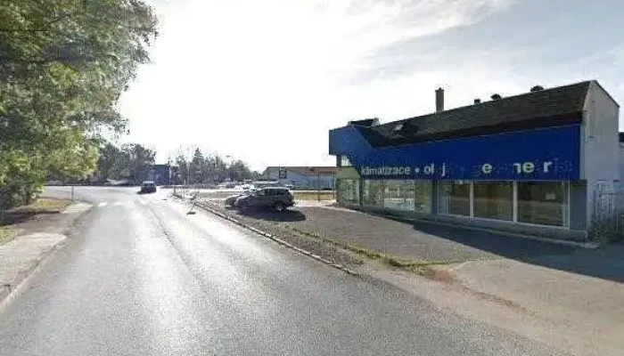 Restaurace Sansasans Street View A 360deg - Pražská 1535