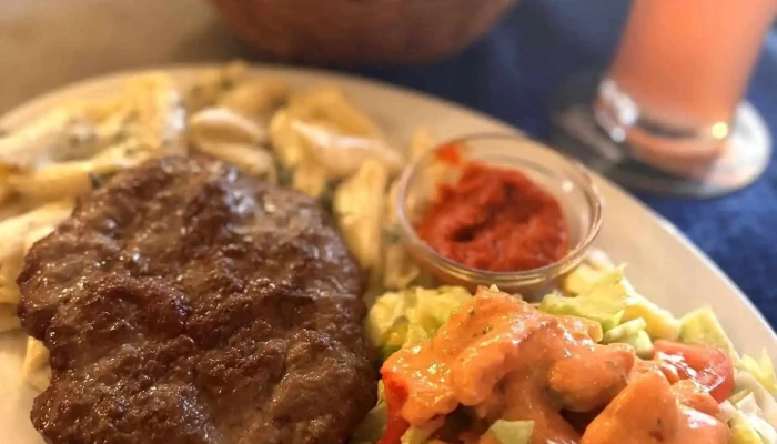 Restaurace Savoy -  Jidlo A Piti - Poděbrady I