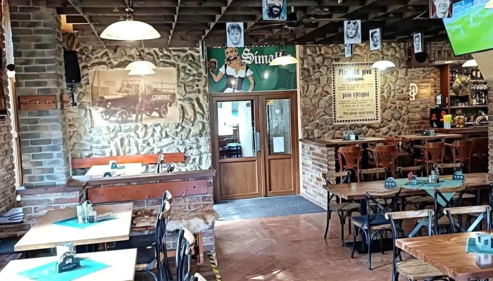 Restaurace Simalka Vzhled A Atmosfera - 17. Listopadu 493
