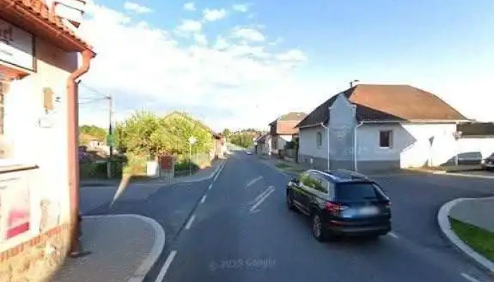 Restaurace Skvarovna Street View A 360deg - Mírová 388
