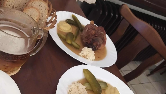 Restaurace Slovanka Kladno Rozvoz Jidel Pro Kladno A Okoli Blizko Mě - Kročehlavy