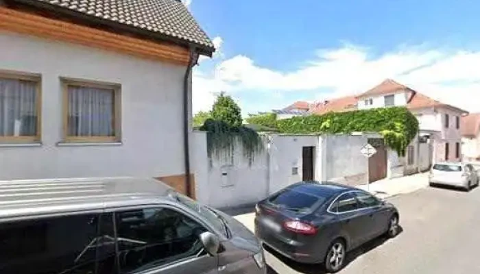 Restaurace Slovanka Kladno Rozvoz Jidel Pro Kladno A Okoli Street View A 360deg - Kročehlavy