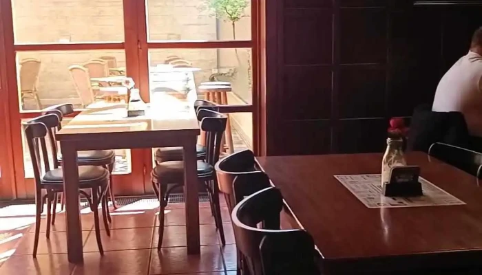 Restaurace Snoza -  Vzhled A Atmosfera - Poláškova 81