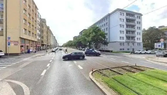 Restaurace Snyt Street View A 360deg - Praha 9-libeň