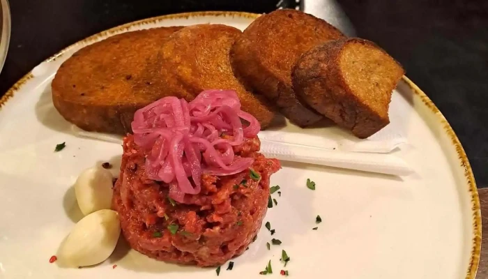 Restaurace Snyt Tatarsky Biftek - Praha 9-libeň