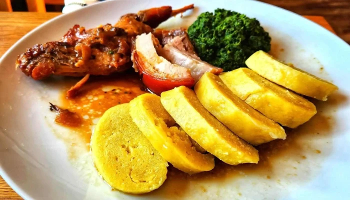 Restaurace Sokolovna -  Hledam - Dobříšská 52