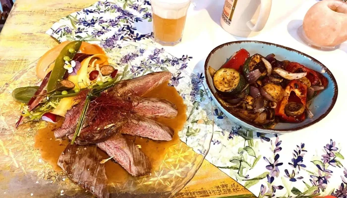 Restaurace Sokolovna Mesice Nejnovejsi - Nosticova 20/3