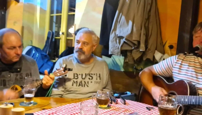 Restaurace Statek Colorado -  Oteviraci Doba - Zberazská 163