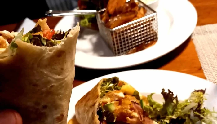 Restaurace Statek Colorado -  Recenze - Zberazská 163