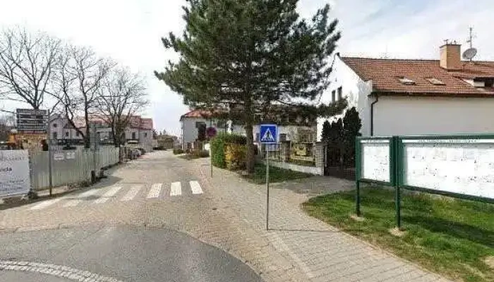 Restaurace Tarouca V Park Hotelu Pruhonice Street View A 360deg - Uhříněveská 12
