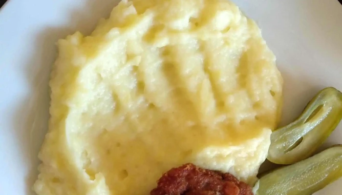 Restaurace U Belmonda -  Adresa - Pražská 15