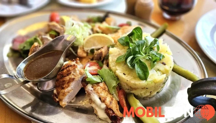 Restaurace U Dvou Slunecnic Jidlo A Piti - Sokolská 5147