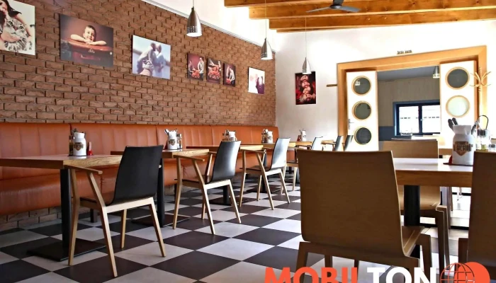 Restaurace U Gregoru Od Vlastnika - Palackého Tř. 440