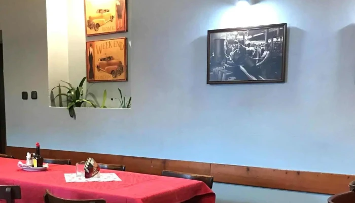 Restaurace U Halu Vzhled A Atmosfera - Kutnohorská 369