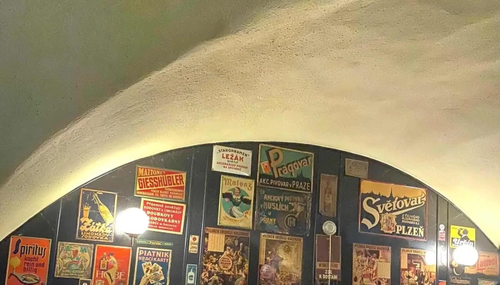 Restaurace U Havla -  Adresa - Husovo Nám. 141