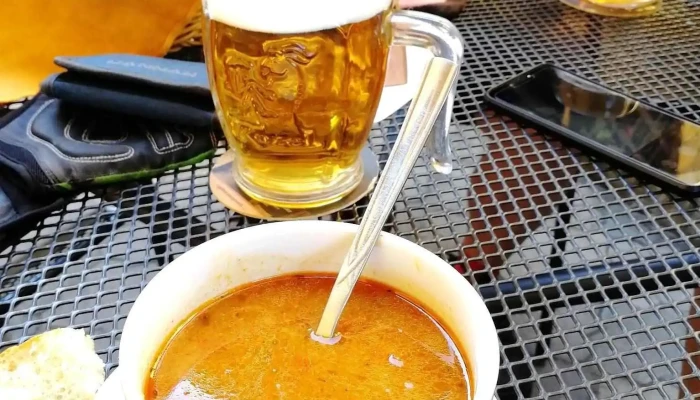 Restaurace U Huberta -  Jidlo A Piti - Dr. E. Beneše 27