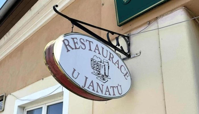 Restaurace U Janatu Blizko Mě - Družstevní 135/28