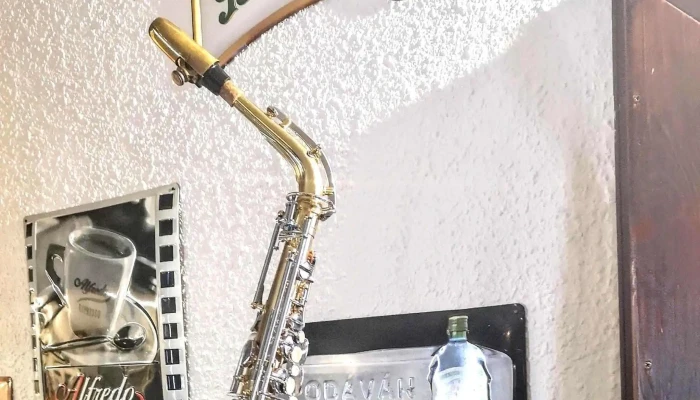 Restaurace U Jazzmana -  Adresa - Štefánikova 143