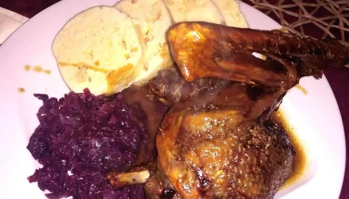 Restaurace U Jezera -  Jidlo A Piti - Přemyšlení