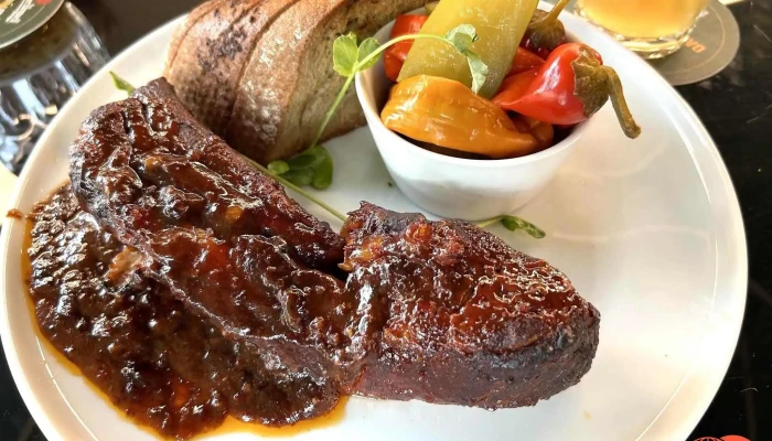 Restaurace U Konopiste Jidlo A Piti - Ke Stadionu 2045