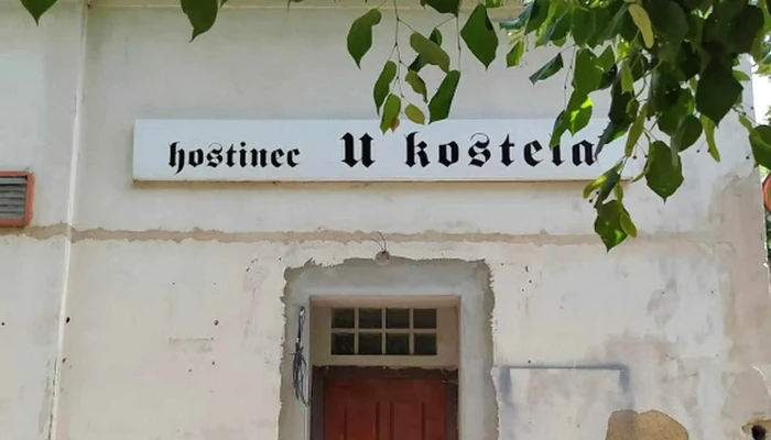 Restaurace U Kostela -  Adresa - Poříčany
