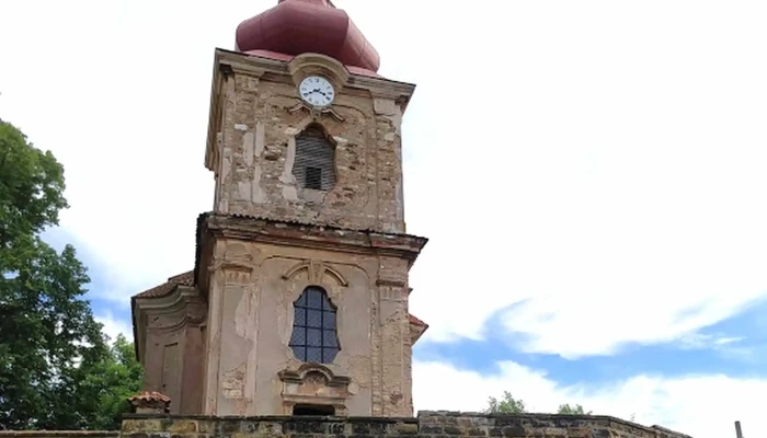 Restaurace U Kostela -  Hledam - Poříčany