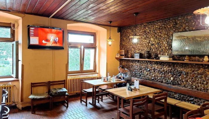Restaurace U Krcina Vzhled A Atmosfera - Nám. T. G. Masaryka 30