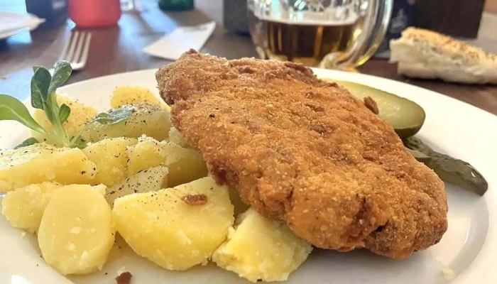 Restaurace U Kuklu Rizek - Náměstí Mudr. J. Svobody 32