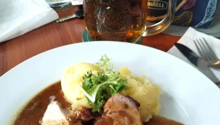 Restaurace U Kuklu Videa - Náměstí Mudr. J. Svobody 32