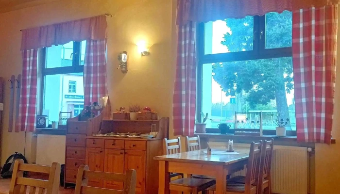 Restaurace U Kvapilu Hledam - J. Švermy 384
