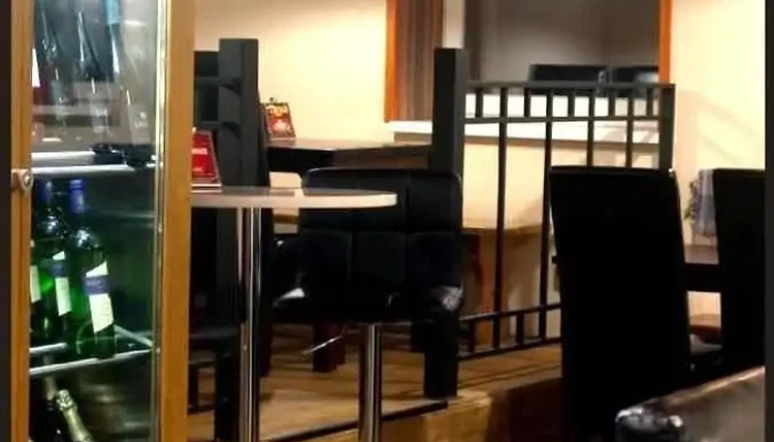 Restaurace U labutě - 17. Listopadu 214