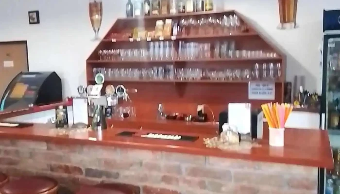 Restaurace U Labutě - 533 04 Sezemice