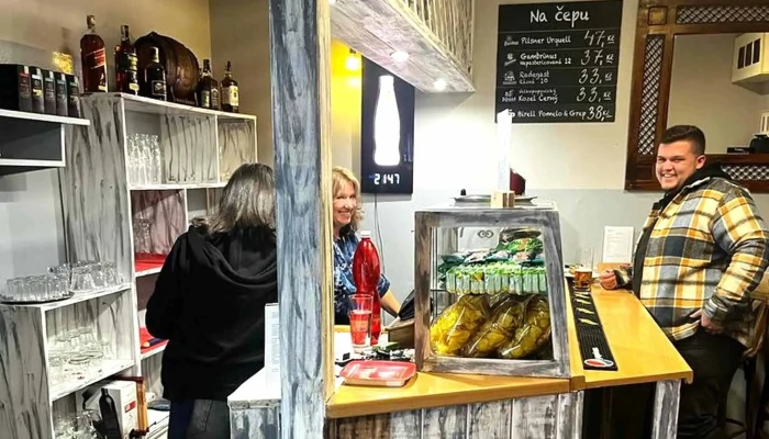 Restaurace U Medveda Otevřeno Nyni - Ppor. Příhody 1107