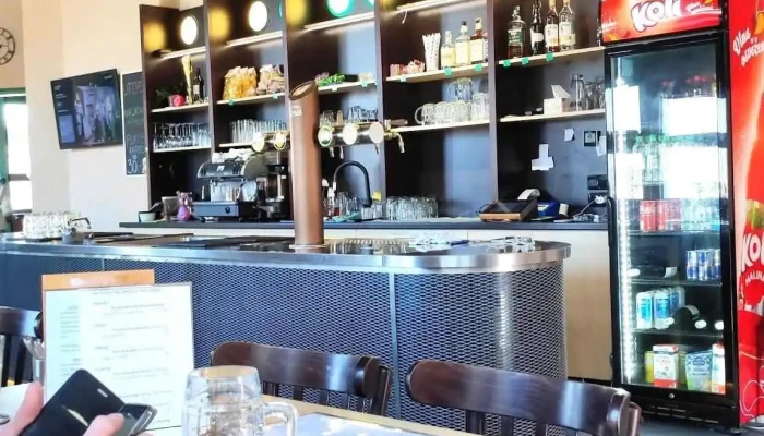 Restaurace U Nadrazi Nejnovejsi - P. Bezruče 744/8 288 02