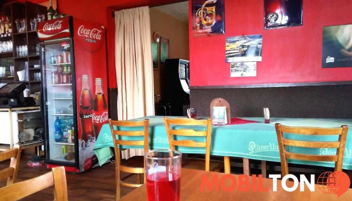 Restaurace U Nadrazi Vzhled A Atmosfera - Tyršova 112