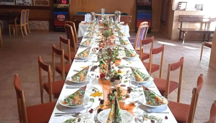 Restaurace U Nadrazi Vzhled A Atmosfera - Czech Republic